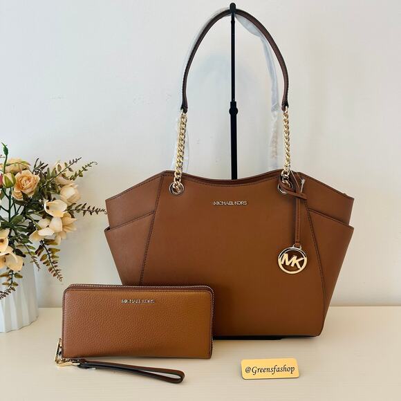Michael Kors Handbags - Michael Kors Purse & Wallet jet set travel large chain tote shoulder bag luggage